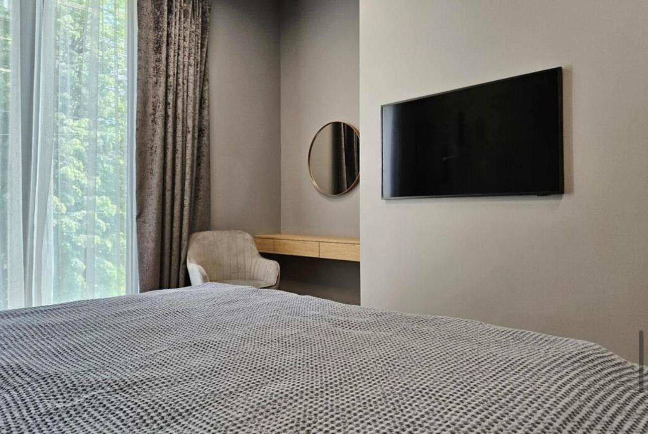 Great Apartment In Old City วอร์ซอ ภายนอก รูปภาพ