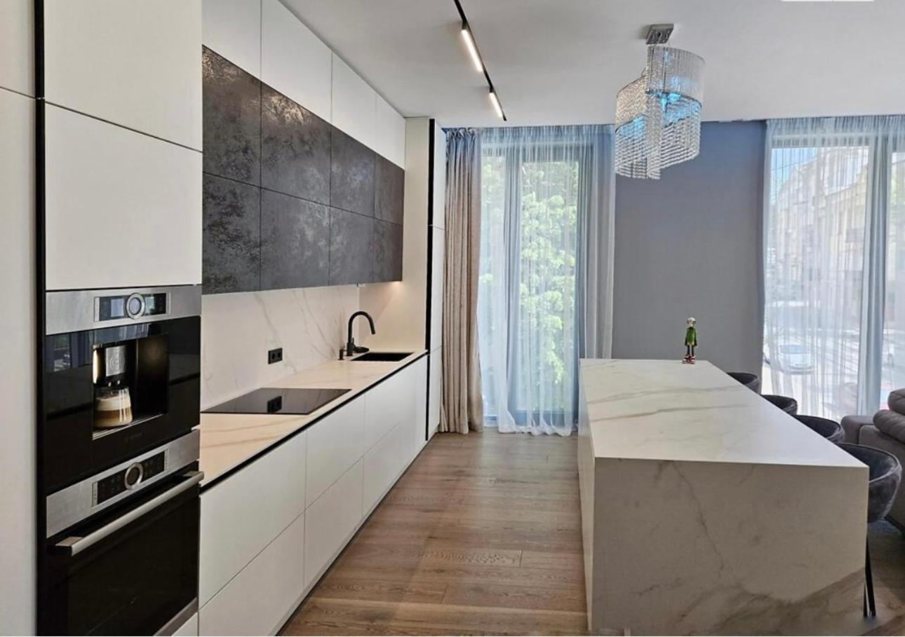 Great Apartment In Old City วอร์ซอ ภายนอก รูปภาพ